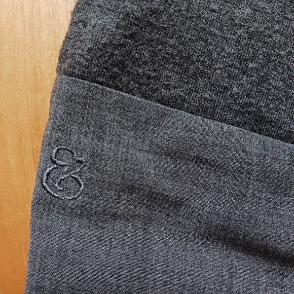 Slacks & Co. Maternity Suit - Picture 8 of 8